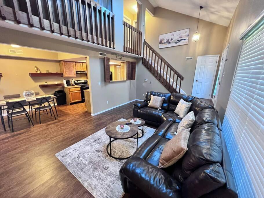 The Cozy Townhouse Wpafb & Wsu Leilighet Fairborn Eksteriør bilde